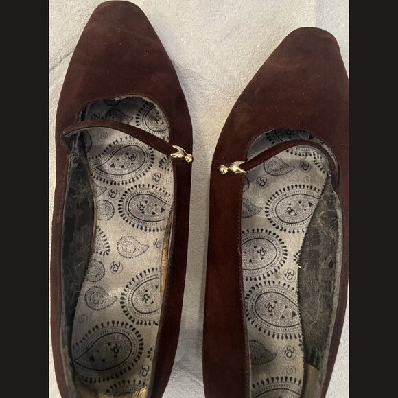 Man Made Kitten Heels SUEDE Brown Size 9 - Picture 5 of 5